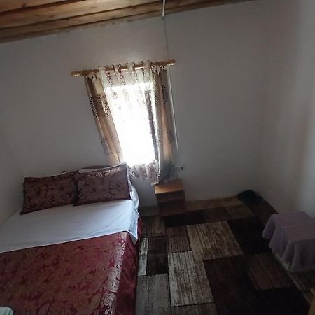 Guesthouse Dritan Tethorja ثيث المظهر الخارجي الصورة