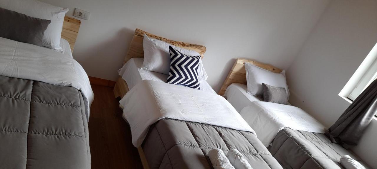 Guesthouse Dritan Tethorja ثيث الغرفة الصورة